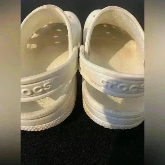 Child Size 12 White CROCS - Picture 5 of 8